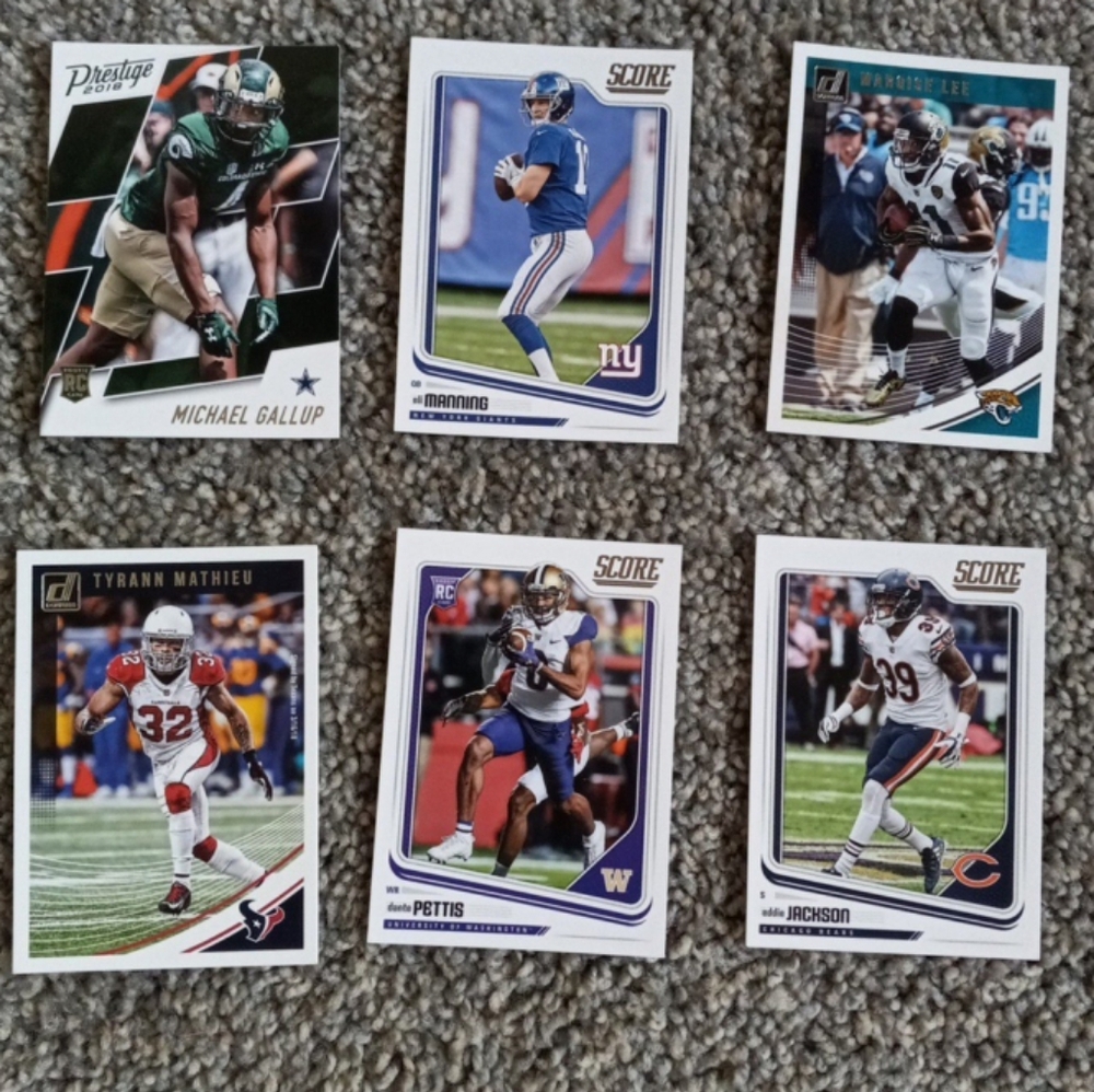 NFL Football Trading Cards Collection - Picture 4 of 6